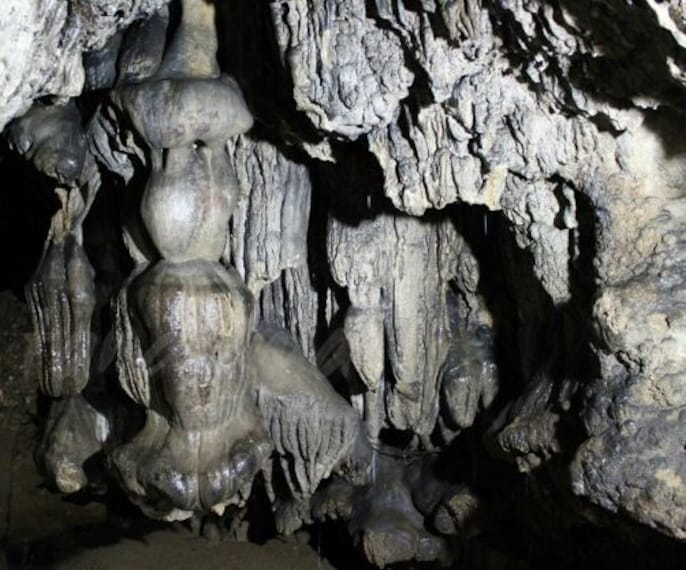 Mawsmai Cave-2